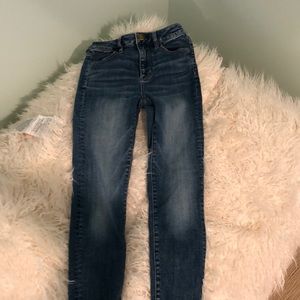 American Eagle super stretch skinny jeans